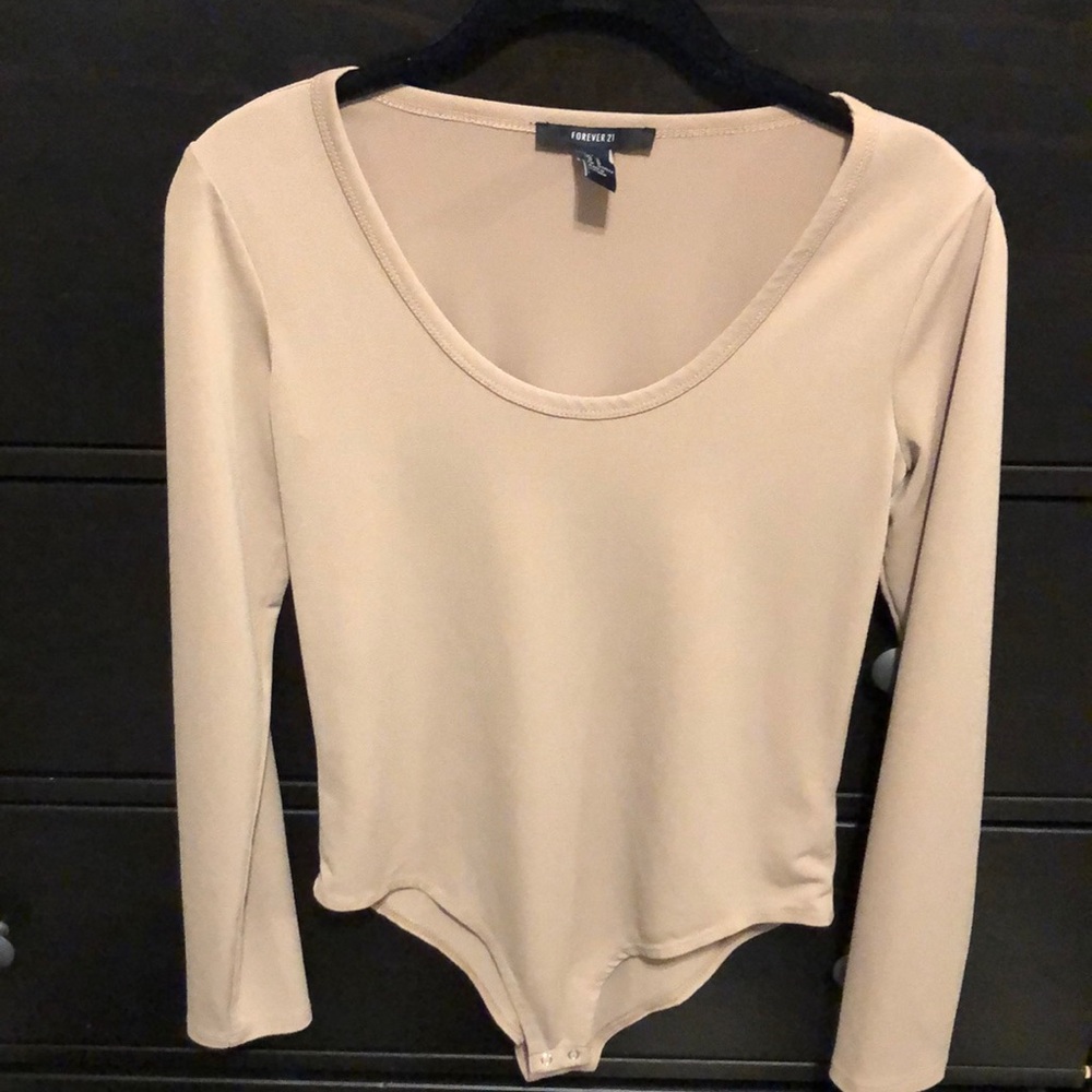 Long sleeve body suit